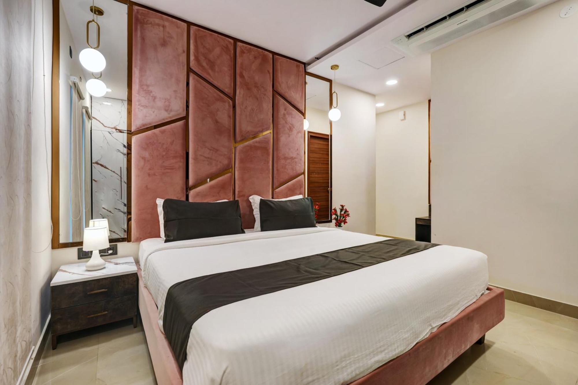 Astra Hotels & Suites - Koramangala Bangalore Buitenkant foto