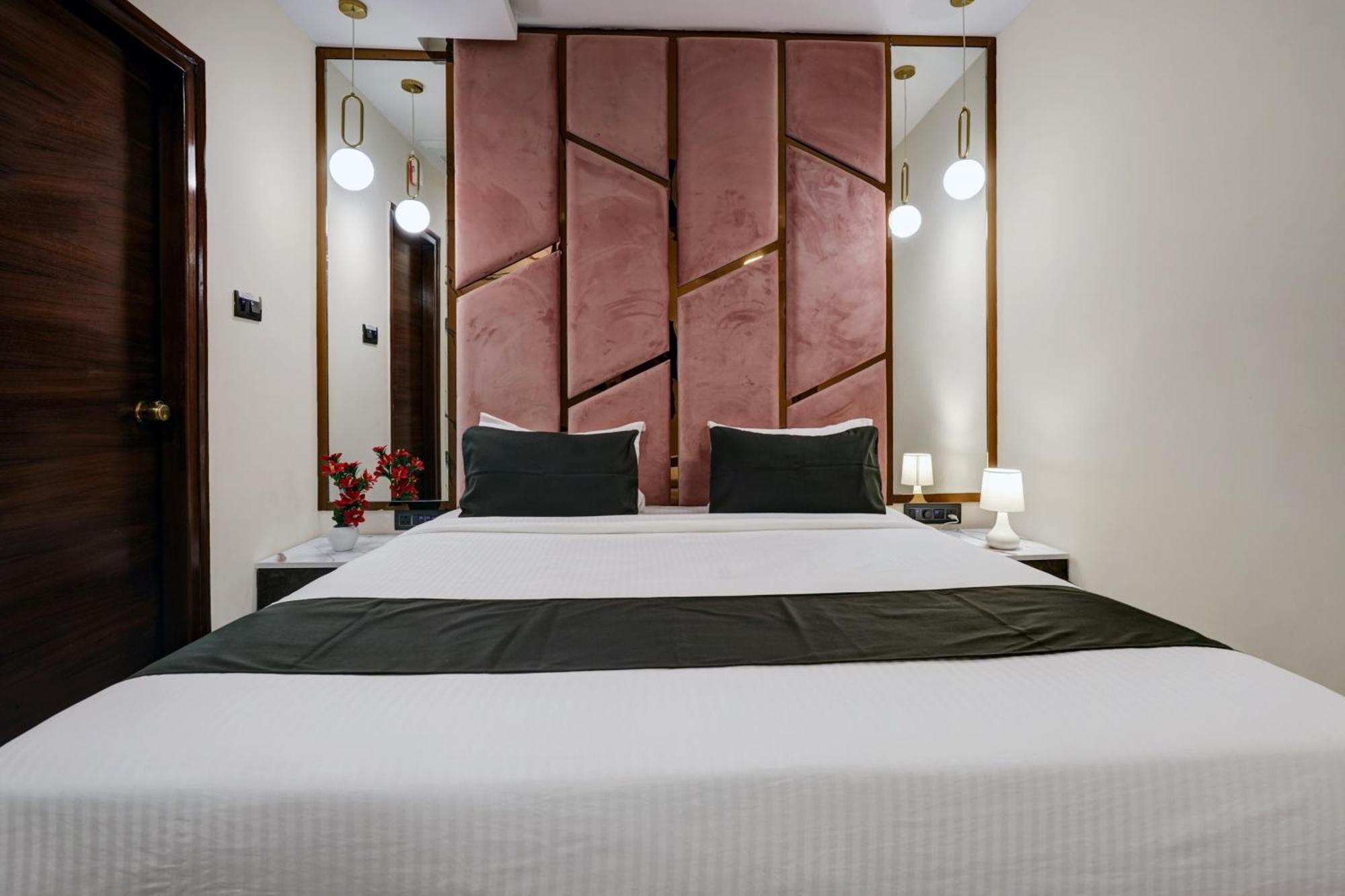 Astra Hotels & Suites - Koramangala Bangalore Buitenkant foto